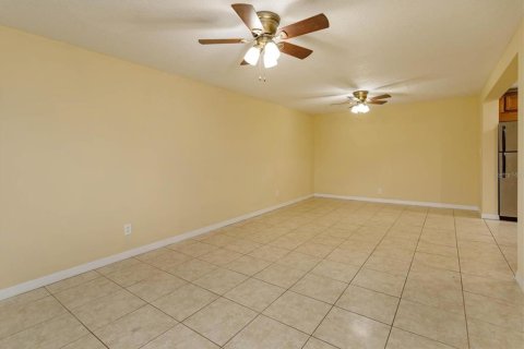 Copropriété à louer à Orlando, Floride: 2 chambres, 76.92 m2 № 1569023 - photo 3