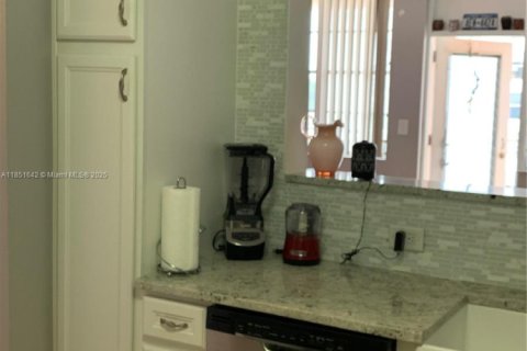 Condominio en venta en North Miami Beach, Florida, 2 dormitorios, 103.31 m2 № 1867004 - foto 21