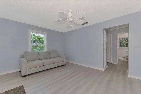 Appartement à louer à Sarasota, Floride: 2 chambres, 94.02 m2 № 2308368 - photo 9