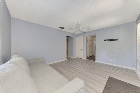 Appartement à louer à Sarasota, Floride: 2 chambres, 94.02 m2 № 2308368 - photo 10