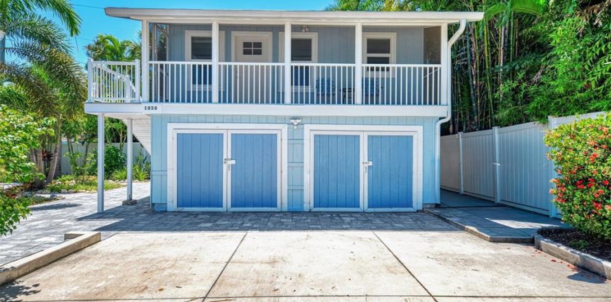 Appartement à Sarasota, Floride 2 chambres, 94.02 m2 № 2308368