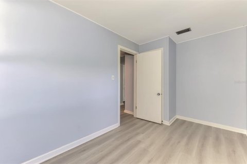 Appartement à louer à Sarasota, Floride: 2 chambres, 94.02 m2 № 2308368 - photo 18