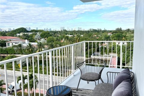 Condominio en Miami Beach, Florida, 1 dormitorio  № 2050912