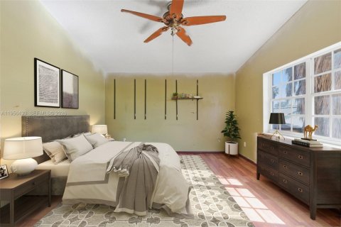 House in Miami, Florida 4 bedrooms, 197.32 sq.m. № 2010415 - photo 29