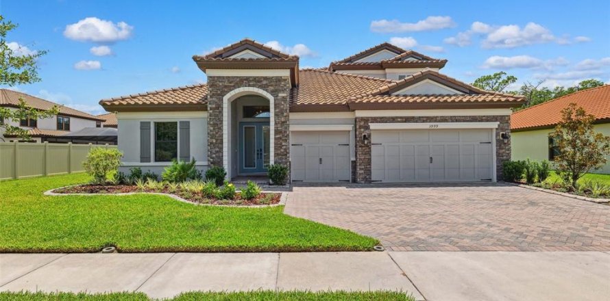 House in Odessa, Florida 4 bedrooms, 293.85 sq.m. № 1801630