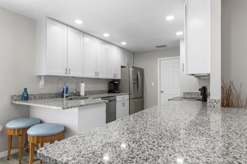 Villa ou maison à vendre à Palm Harbor, Floride: 3 chambres, 151.06 m2 № 2419646 - photo 7