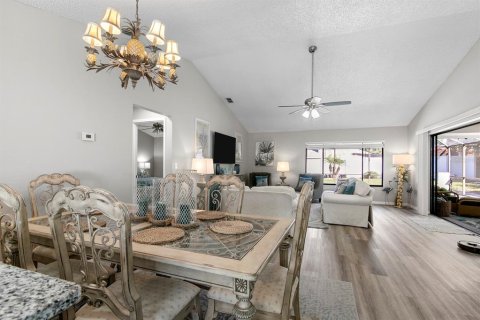 Villa ou maison à vendre à Palm Harbor, Floride: 3 chambres, 151.06 m2 № 2419646 - photo 11