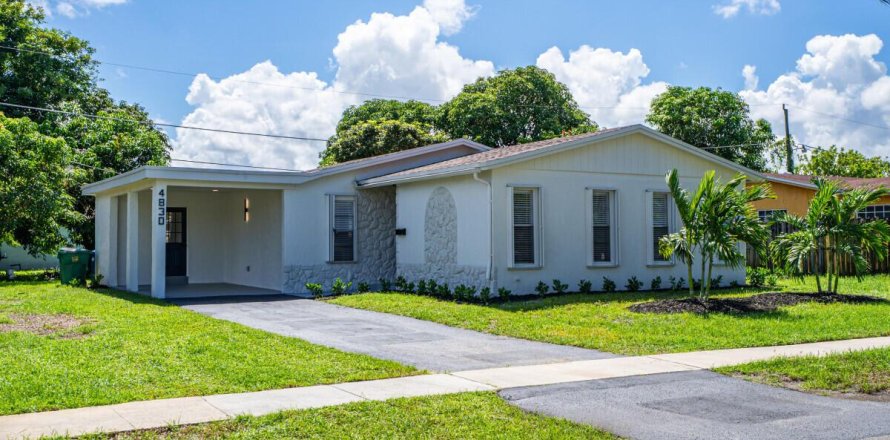 Villa ou maison à Lauderhill, Floride 3 chambres, 122.82 m2 № 2401729
