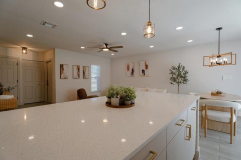 Villa ou maison à vendre à Lauderhill, Floride: 3 chambres, 122.82 m2 № 2401729 - photo 2