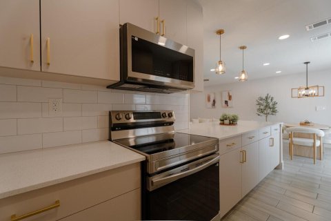 Villa ou maison à vendre à Lauderhill, Floride: 3 chambres, 122.82 m2 № 2401729 - photo 3