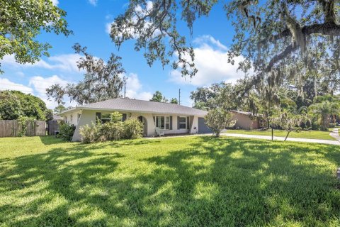 House in Lakeland, Florida 3 bedrooms, 166.02 sq.m. № 1835032 - photo 21