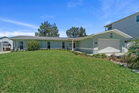 Villa ou maison à vendre à Crystal River, Floride: 2 chambres, 135.82 m2 № 1639741 - photo 4