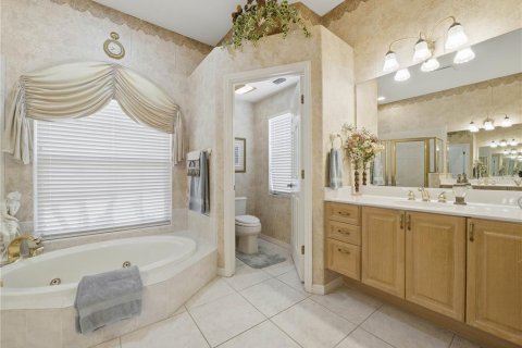 House in Auburndale, Florida 3 bedrooms, 215.9 sq.m. № 2218219 - photo 17