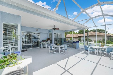 House in Auburndale, Florida 3 bedrooms, 215.9 sq.m. № 2218219 - photo 27