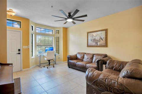 Condo in Orlando, Florida, 2 bedrooms № 2109805 - photo 3