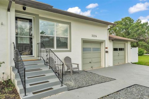 House in Lakeland, Florida 3 bedrooms, 120.49 sq.m. № 1847000 - photo 20