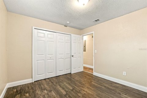 Villa ou maison à louer à Apopka, Floride: 3 chambres, 91.79 m2 № 2415274 - photo 8