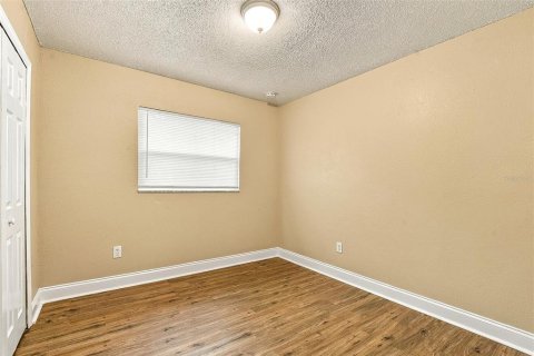 Villa ou maison à louer à Apopka, Floride: 3 chambres, 91.79 m2 № 2415274 - photo 9