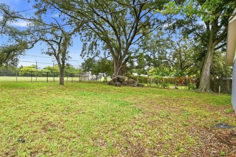 Villa ou maison à louer à Apopka, Floride: 3 chambres, 91.79 m2 № 2415274 - photo 15