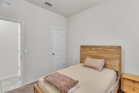House in Polk City, Florida 3 bedrooms, 143.07 sq.m. № 1838264 - photo 18