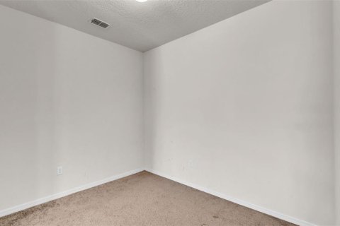 House in Polk City, Florida 3 bedrooms, 143.07 sq.m. № 1838264 - photo 7