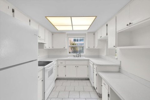 Copropriété à vendre à Stuart, Floride: 2 chambres, 105.35 m2 № 2077845 - photo 8