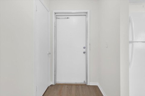 Copropriété à vendre à Stuart, Floride: 2 chambres, 105.35 m2 № 2077845 - photo 7