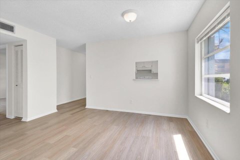 Copropriété à vendre à Stuart, Floride: 2 chambres, 105.35 m2 № 2077845 - photo 18