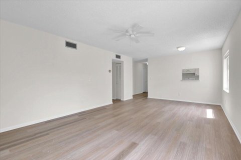 Copropriété à vendre à Stuart, Floride: 2 chambres, 105.35 m2 № 2077845 - photo 19