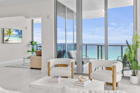 Condo in Riviera Beach, Florida, 2 bedrooms № 2179858 - photo 29