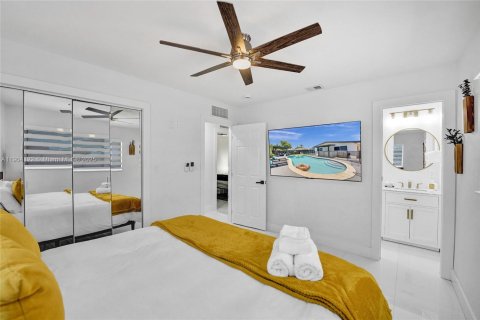 Casa en venta en Hollywood, Florida, 3 dormitorios, 107.77 m2 № 1955343 - foto 30