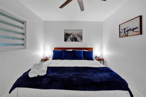 Casa en venta en Hollywood, Florida, 3 dormitorios, 107.77 m2 № 1955343 - foto 22