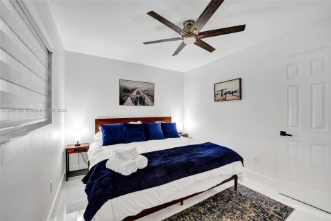 Casa en venta en Hollywood, Florida, 3 dormitorios, 107.77 m2 № 1955343 - foto 23