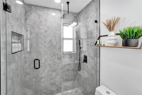 Casa en venta en Hollywood, Florida, 3 dormitorios, 107.77 m2 № 1955343 - foto 19