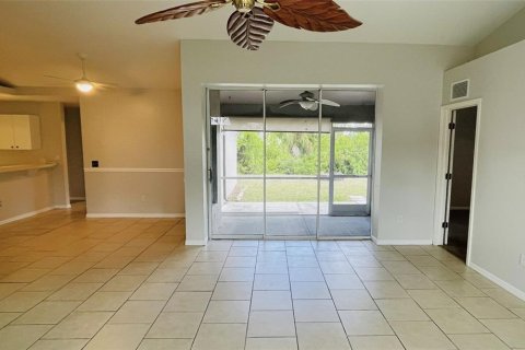Casa en venta en Port Charlotte, Florida, 3 dormitorios, 146.69 m2 № 1902166 - foto 6