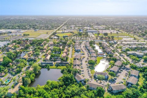 Copropriété à vendre à Bradenton, Floride: 3 chambres, 106.65 m2 № 2202686 - photo 14