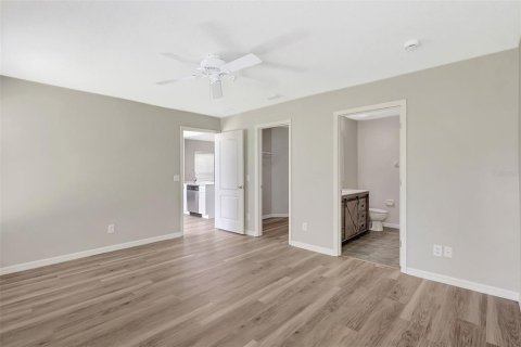 House in Lakewood Ranch, Florida 3 bedrooms, 118.45 sq.m. № 1789397 - photo 15