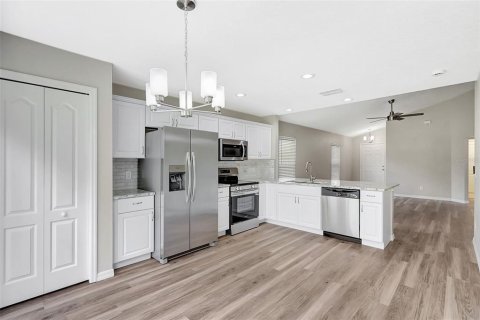 House in Lakewood Ranch, Florida 3 bedrooms, 118.45 sq.m. № 1789397 - photo 8