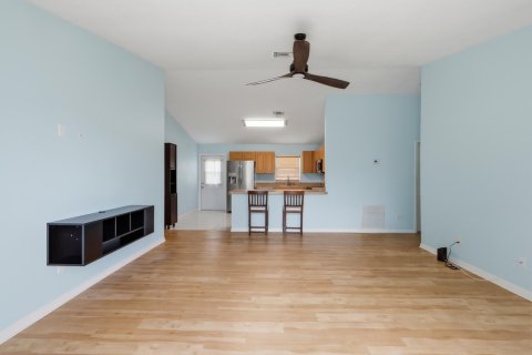 Villa ou maison à vendre à Port St. Lucie, Floride: 3 chambres, 115.57 m2 № 2089637 - photo 11