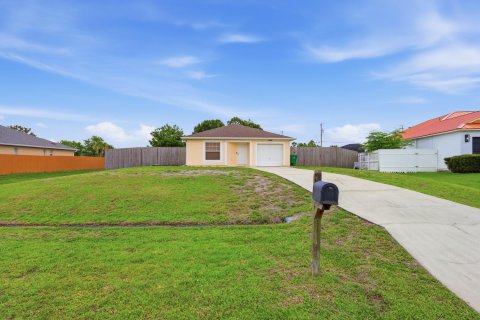 Villa ou maison à vendre à Port St. Lucie, Floride: 3 chambres, 115.57 m2 № 2089637 - photo 4