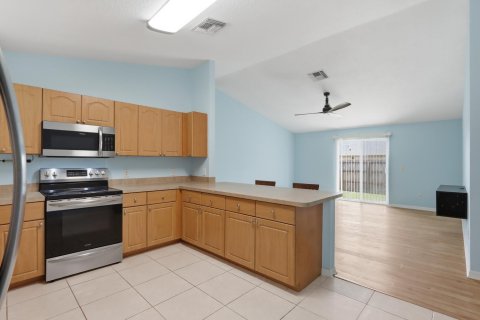 Villa ou maison à vendre à Port St. Lucie, Floride: 3 chambres, 115.57 m2 № 2089637 - photo 8
