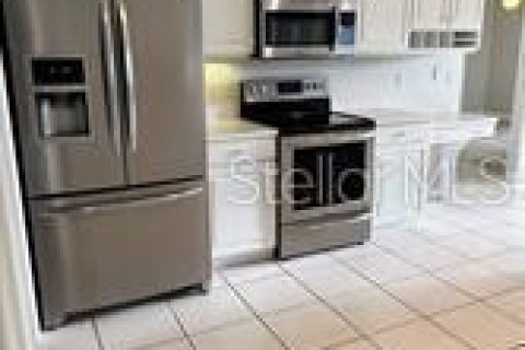 House in Palm Coast, Florida 3 bedrooms, 173.45 sq.m. № 2394013 - photo 8