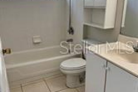 House in Palm Coast, Florida 3 bedrooms, 173.45 sq.m. № 2394013 - photo 15