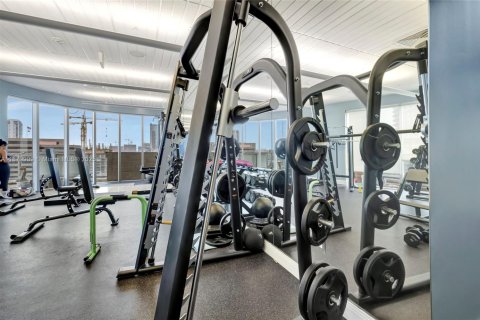 Condominio en alquiler en Miami, Florida, 1 dormitorio, 87.24 m2 № 1921431 - foto 15