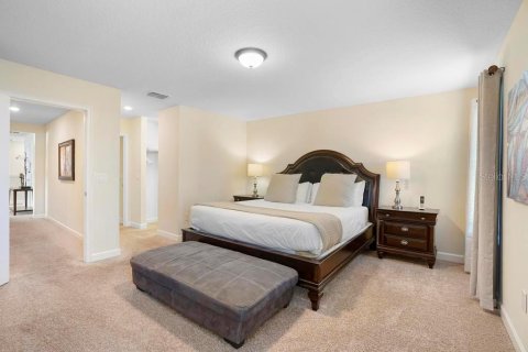 Casa en venta en Kissimmee, Florida, 6 dormitorios, 305.74 m2 № 1540518 - foto 28