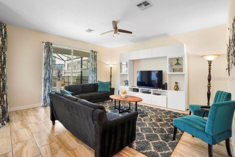 Casa en venta en Kissimmee, Florida, 6 dormitorios, 305.74 m2 № 1540518 - foto 26