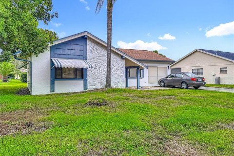Casa en venta en Hudson, Florida, 3 dormitorios, 126.81 m2 № 1901888 - foto 3