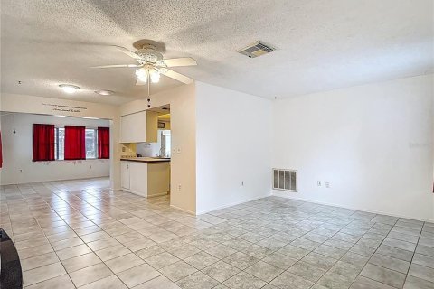 Casa en venta en Hudson, Florida, 3 dormitorios, 126.81 m2 № 1901888 - foto 4