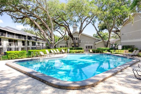 Condo in Tampa, Florida, 2 bedrooms № 2156820 - photo 3
