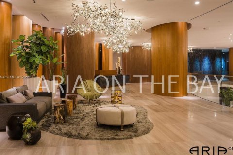 Купить кондоминиум в Майами, Флорида 1 спальня, 70.51м2, № 1814680 - фото 19